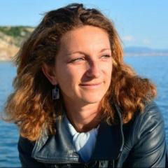 Dr Daniela Bandelli